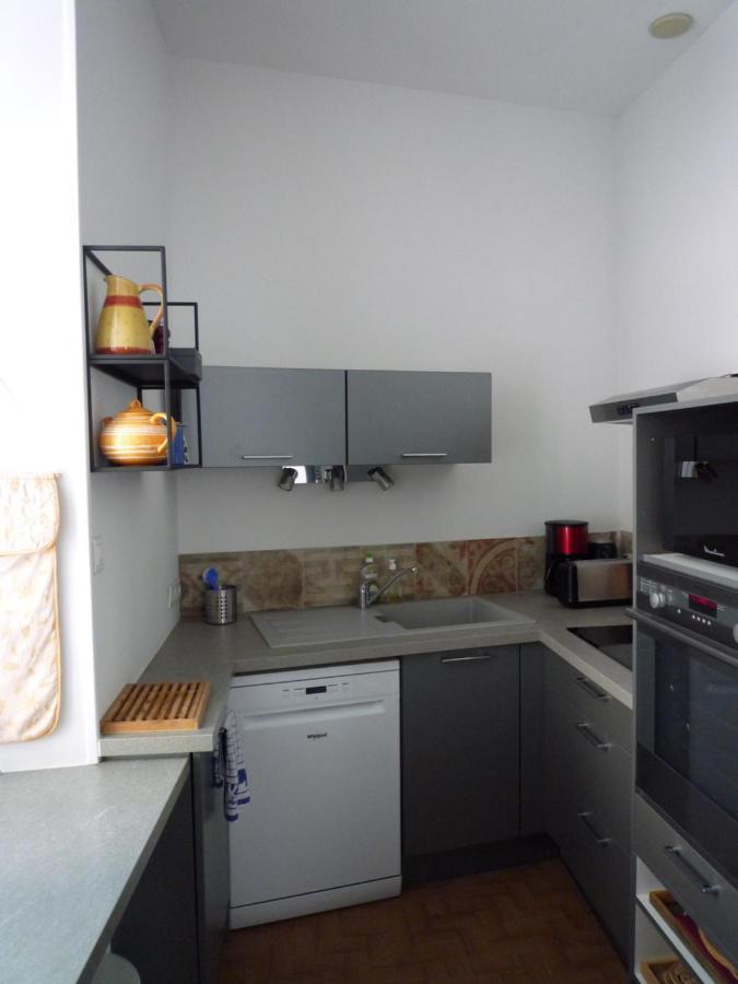Appartement Avignon Centre Intra Muros Cour Exterieure Parking Prive Gratuit Eksteriør billede