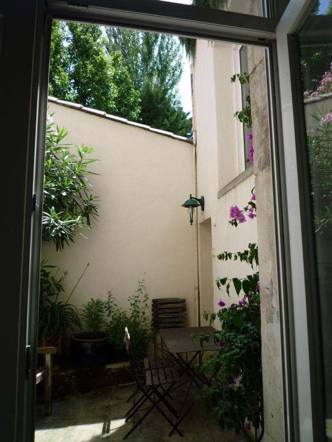 Appartement Avignon Centre Intra Muros Cour Exterieure Parking Prive Gratuit Eksteriør billede